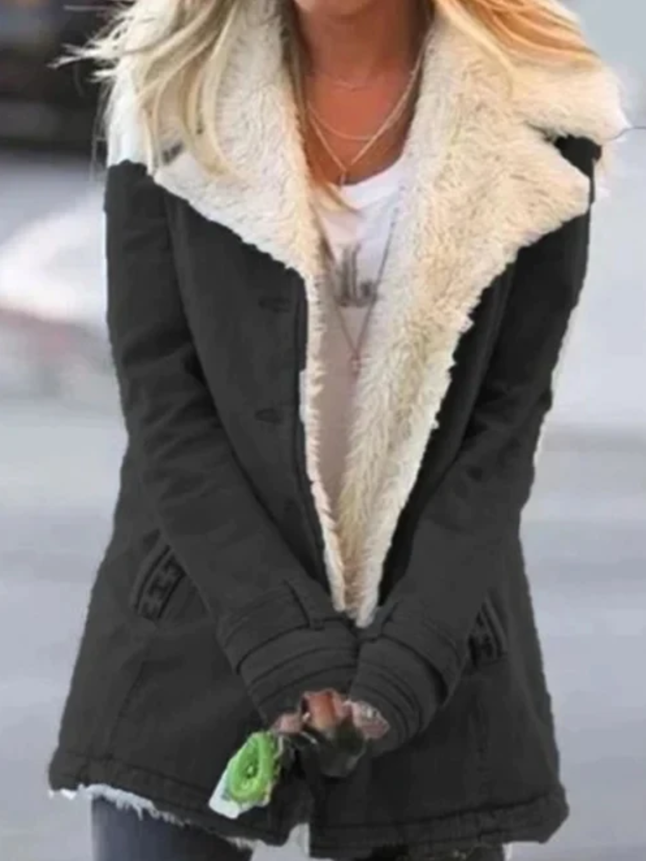 Thermojacke für kalte Tage – wärmende Steppjacke mit Stehkragen