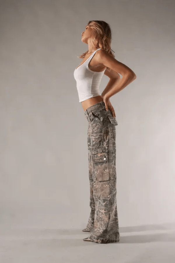 Cargohose Damen aus Baumwolle – weite Camouflage-Hose, Detailansicht