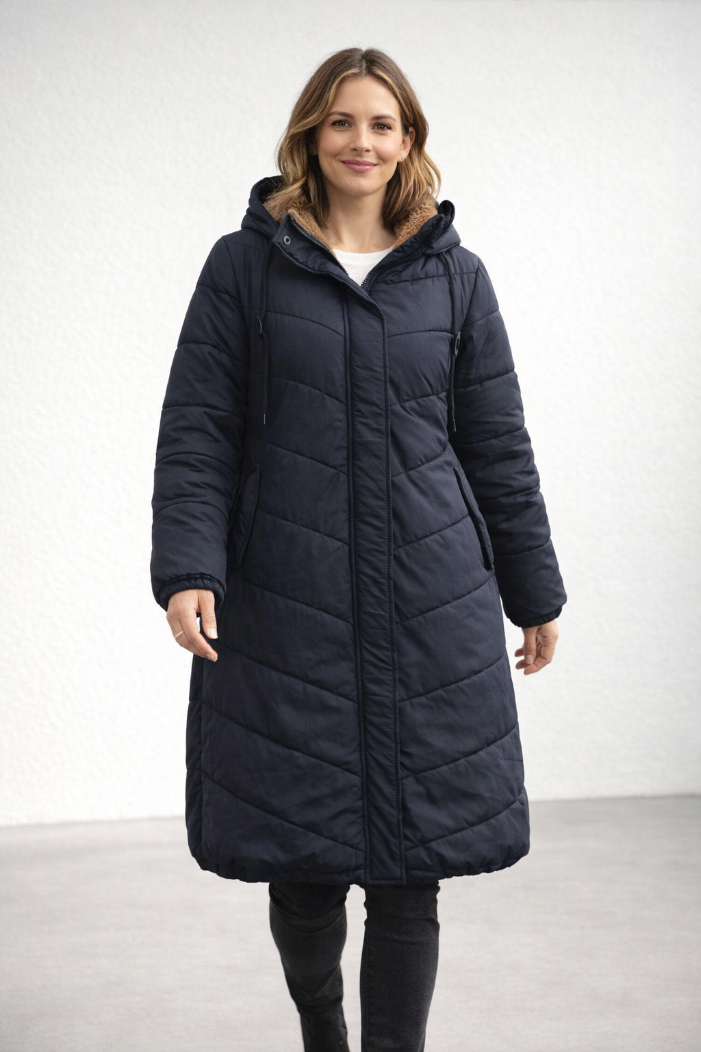 Damenmantel Winter mit Eingrifftaschen