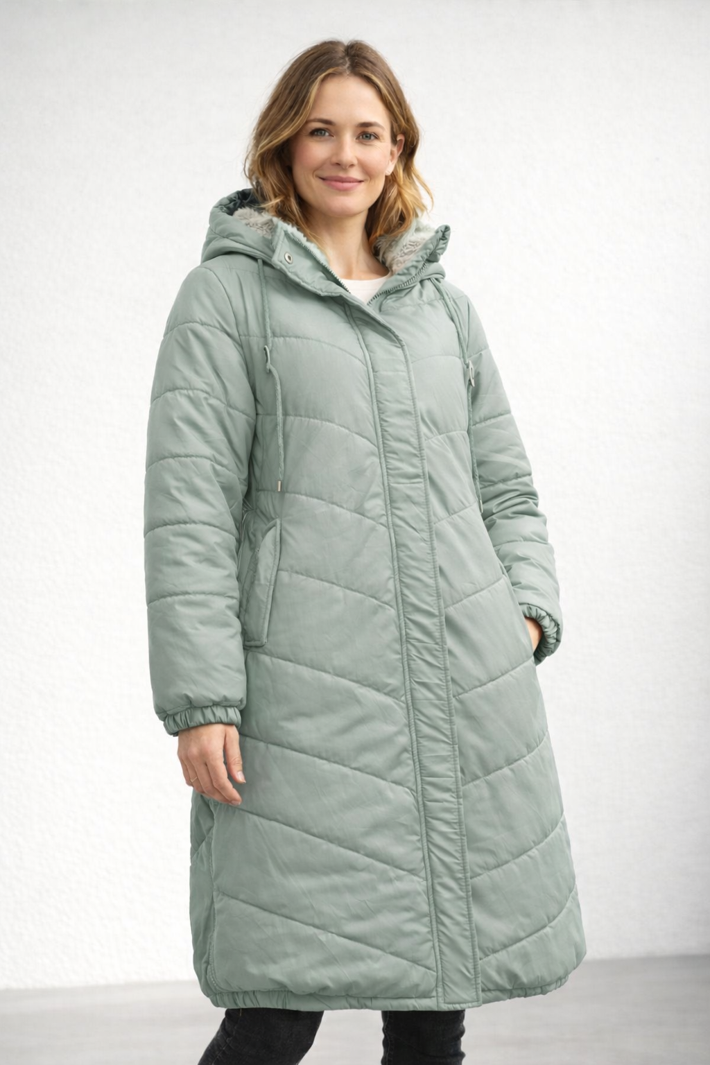 Warmer Wintermantel Damen gesteppt