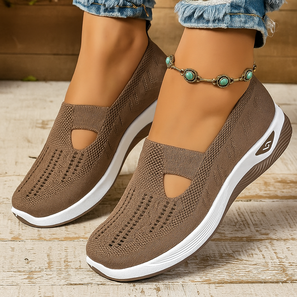Bequeme Slip-on Schuhe aus Textil – leichte Halbschuhe mit weichem Fußbett