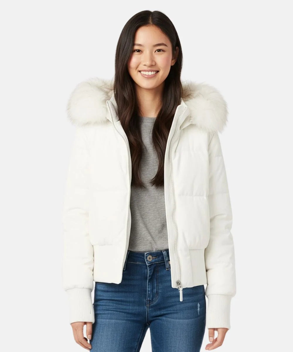 Gesteppte Winterjacke aus Leinen mit Kapuze und Kunstfellbesatz
