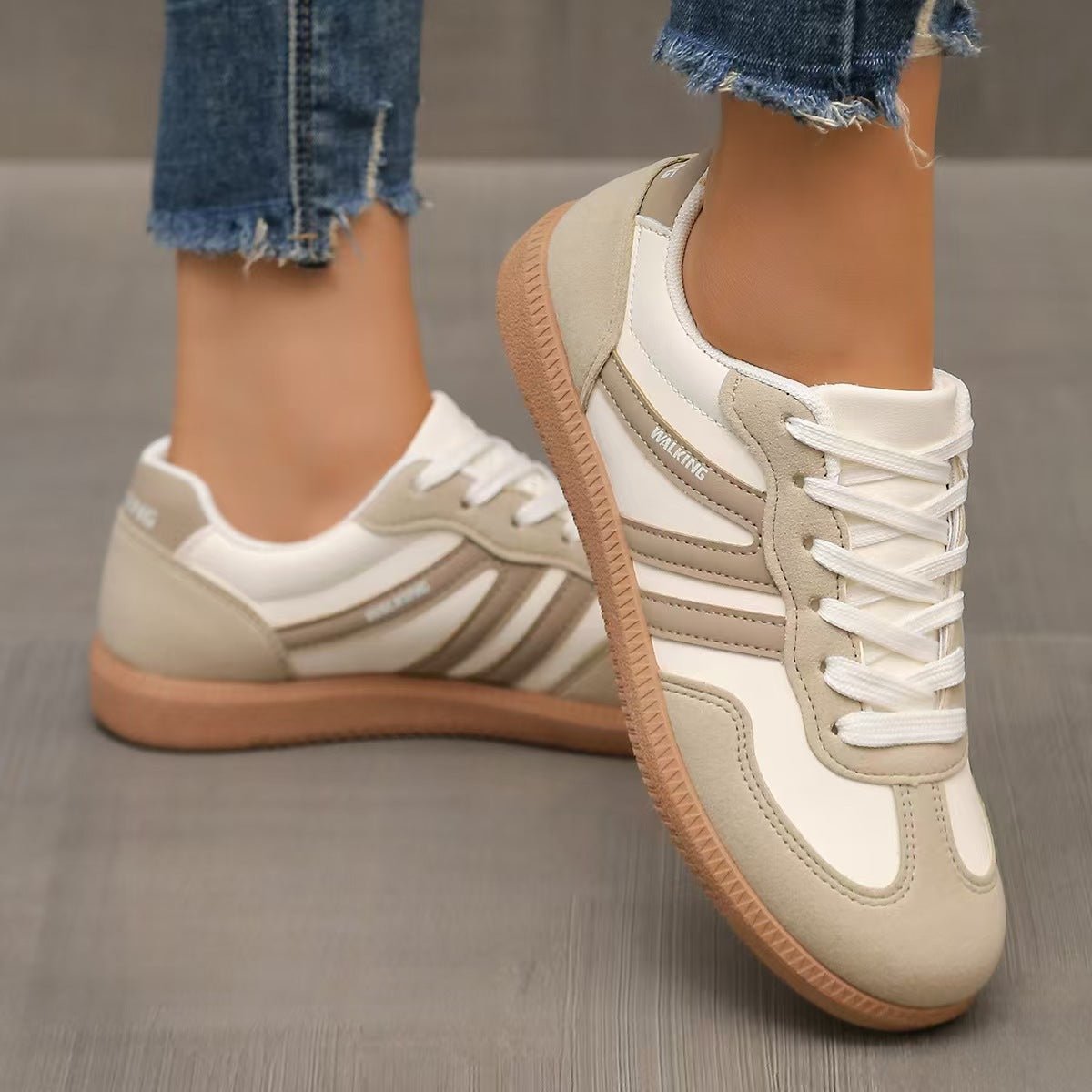 Orthopädische Sneaker Damen aus Wildleder – Wide-Fit-Schuhe, Detailansicht