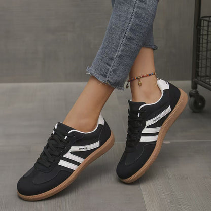 Orthopädische Sneaker Damen aus Wildleder – Wide-Fit-Schuhe, Detailansicht
