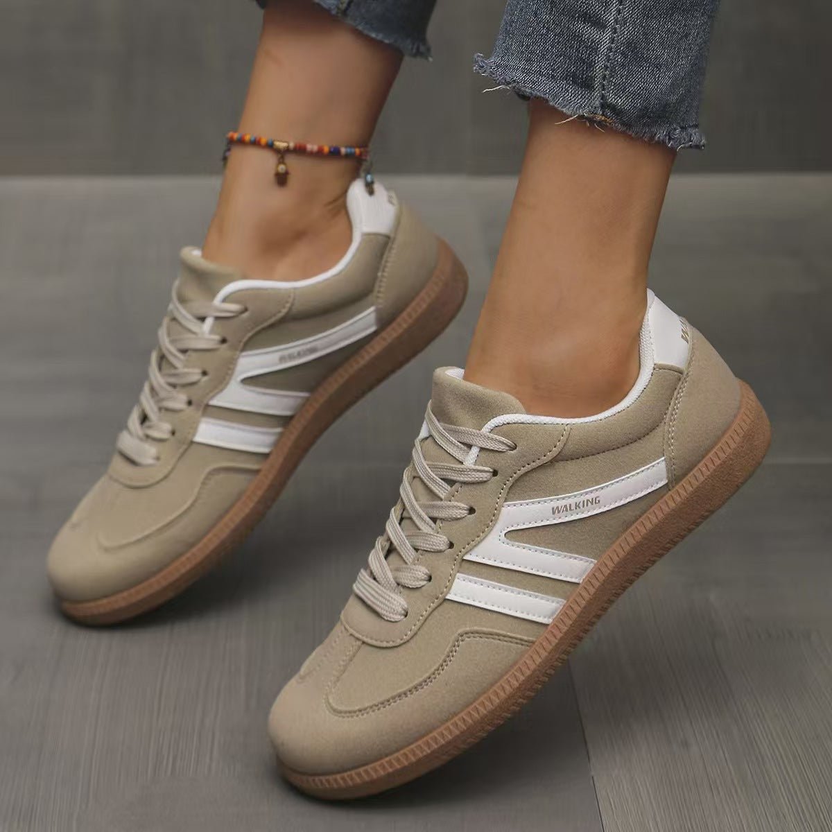 Orthopädische Sneaker Damen aus Wildleder – Wide-Fit-Schuhe, Detailansicht