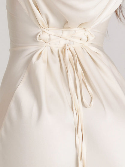 Langärmliges Maxikleid aus Satin – elegantes Kleid mit A-Linie