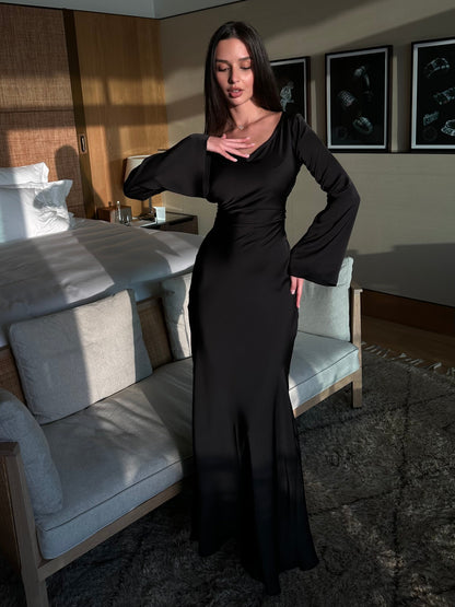 Langärmliges Maxikleid aus Satin – elegantes Kleid mit A-Linie
