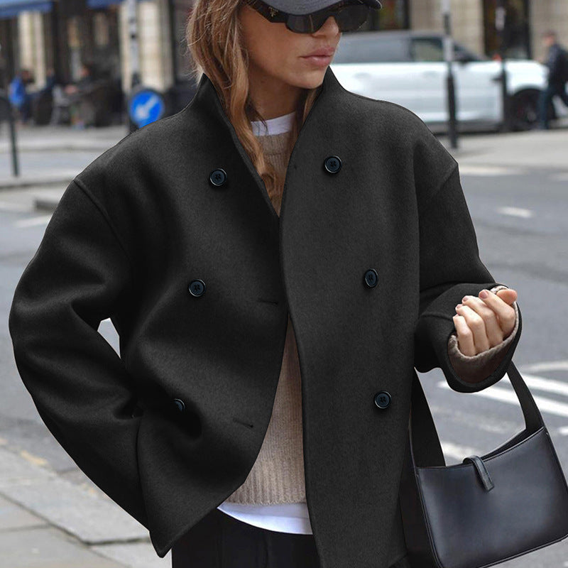 Trendige Jacke Damen mit Knöpfen