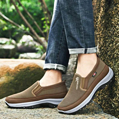 Komfortschuhe aus Textil – bequeme Schuhe mit Fußbett und Dämpfung