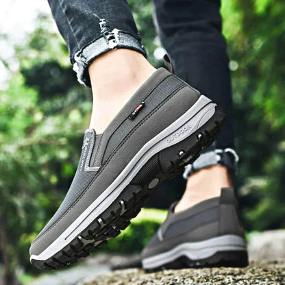 Komfortschuhe aus Textil – bequeme Schuhe mit Fußbett und Dämpfung
