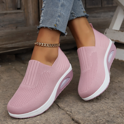 Bequeme Slip-on Schuhe aus Textil – leichte Schuhe mit dämpfender Sohle