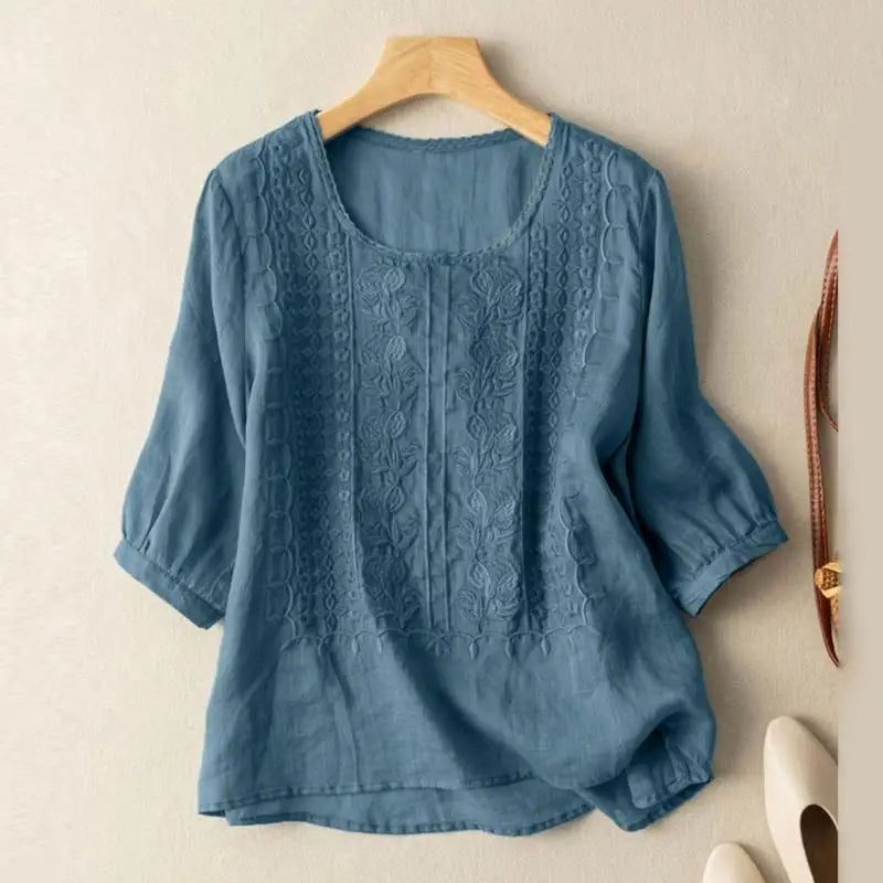 Lockere Bluse Damen mit femininen Details