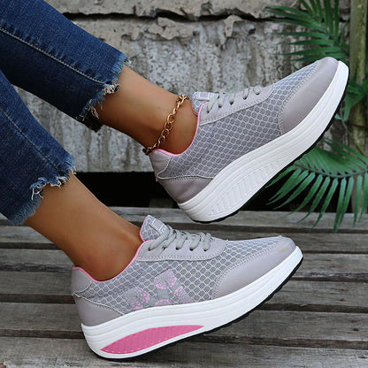 Bequeme Walking-Sneaker aus Textil – leichte Schnürsneaker mit gepolsterter Sohle