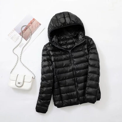 Damen Daunenjacke mit Kapuze – warme gefütterte Winterjacke