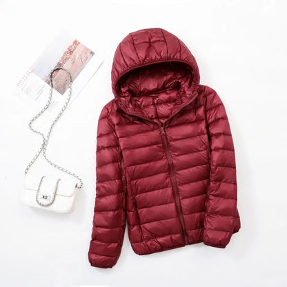 Damen Daunenjacke mit Kapuze – warme gefütterte Winterjacke