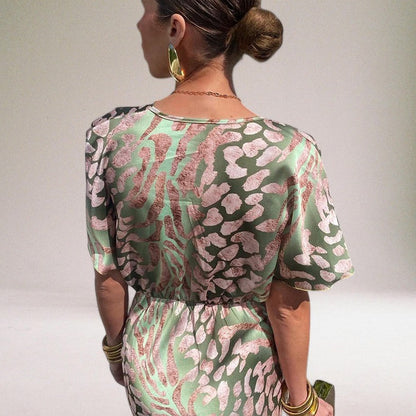 Wickelkleid Damen aus Polyester in Hellgrün – langes Maxikleid, Rückansicht