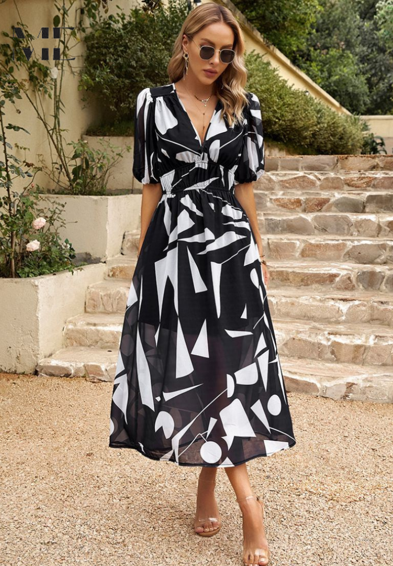 Blumenkleid Damen mit lockerem Schnitt