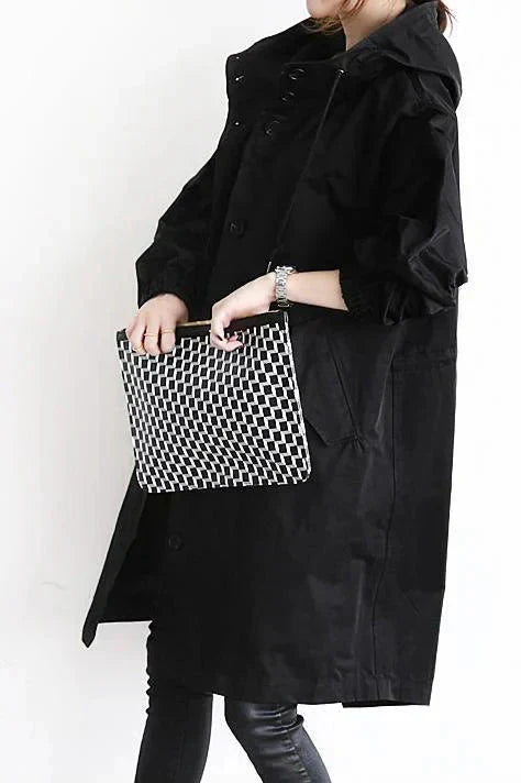 Regenmantel aus wasserabweisendem Stoff – Regenjacke mit großer Kapuze