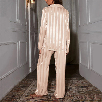 Satin-Pyjama Damen in Hellblau