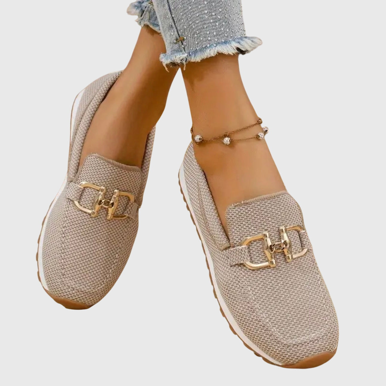 Orthopädische Loafer Damen in Beige – bequeme Slipper mit Zierspange