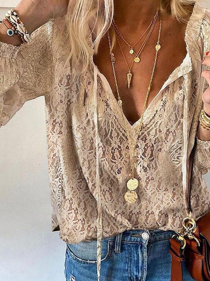 Boho-Bluse Damen aus Polyester in Khaki – Spitzen-Bluse mit V-Ausschnitt, Vorderansicht