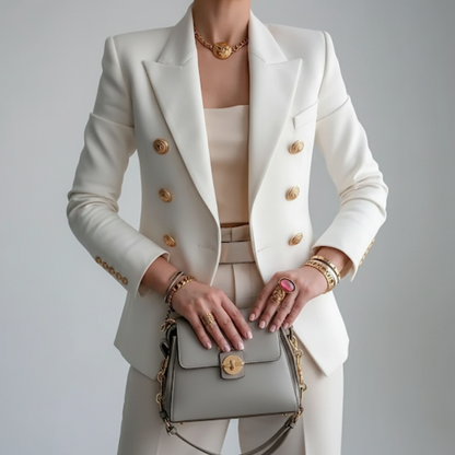 Zweireihiger Blazer Damen aus Polyester in Weiß – taillierter Blazer mit Reverskragen, Vorderansicht