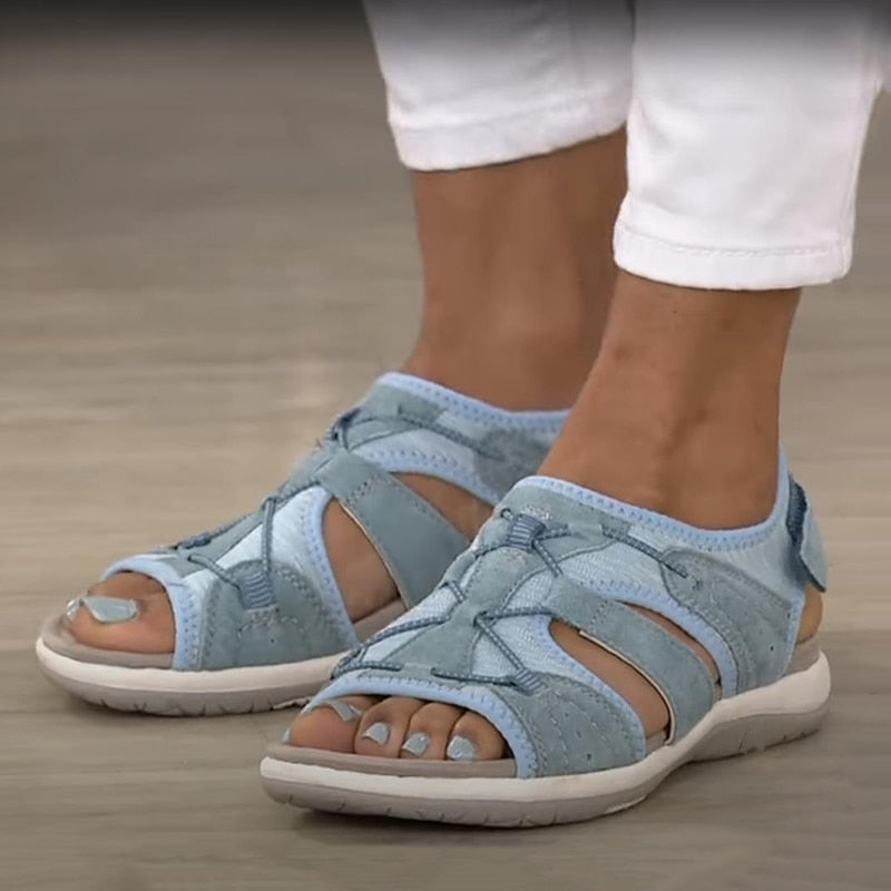 Bequeme Sandalen mit verstellbaren Riemen – luftige Sommersandalen