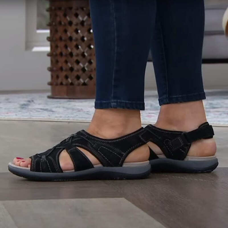 Bequeme Sandalen mit verstellbaren Riemen – luftige Sommersandalen