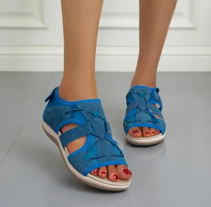 Bequeme Sandalen mit verstellbaren Riemen – luftige Sommersandalen