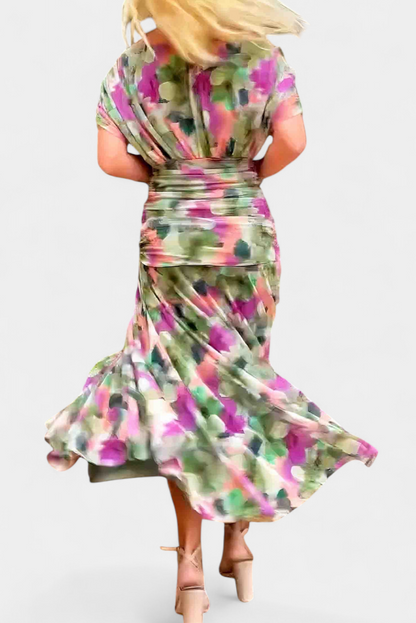 Maxikleid mit V-Ausschnitt – fließendes Sommerkleid mit Raffung