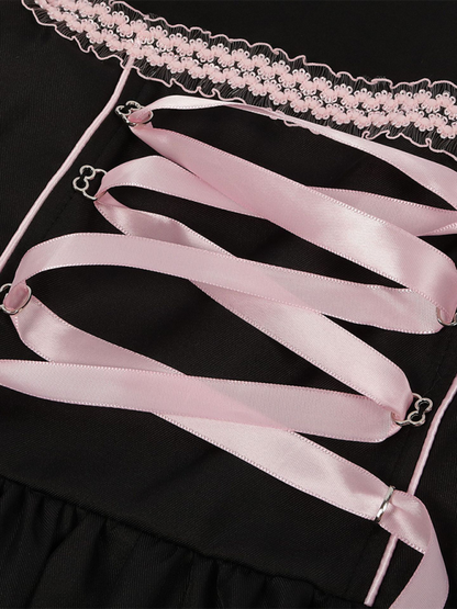 Dirndl Damen mit Blumenmuster – Trachtenkleid für das Oktoberfest