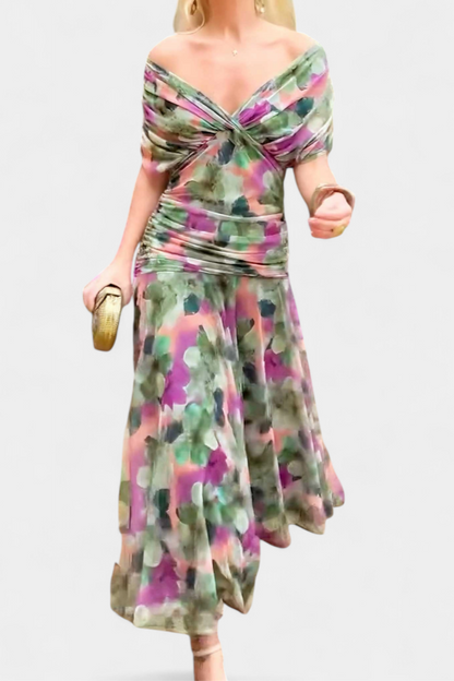 Maxikleid mit V-Ausschnitt – fließendes Sommerkleid mit Raffung
