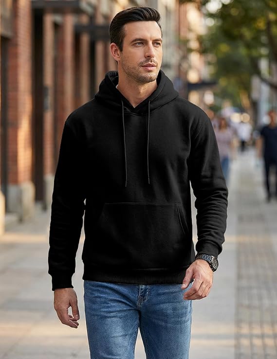 Zeitloser - Hoodie in Oversize-Passform mit Kängurutasche und verstellbarer Kapuze