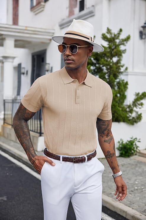 Elegantes - Strickpoloshirt mit vertikaler Struktur und klassischer Knopfleiste  Produktbeschreibung