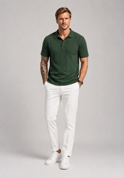 Stilvolles dunkelgrünes Herren-Strickpoloshirt mit exklusivem Rautenmuster und klassischem Kragen