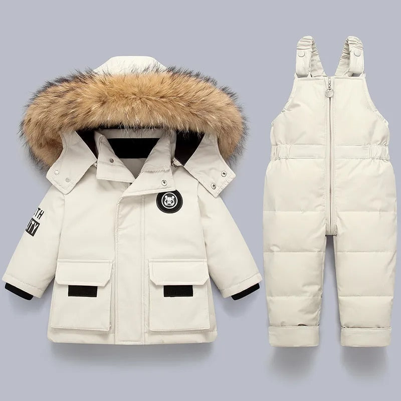 Warmes Kinder Winterset mit Mantel und Overall