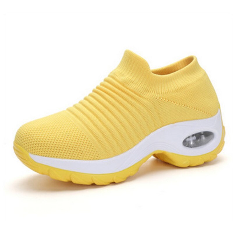 Bequeme Komfortschuhe – leichte Slip-on Schuhe mit gepolsterter Sohle