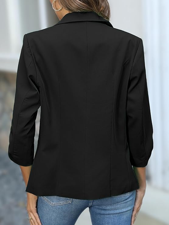 Eleganter Blazer mit raffinierten gerafften Ärmeln und klassischem Reverskragen