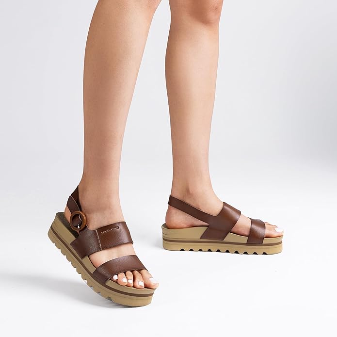 Stilvolle Plateau-Sandalen mit verstellbarem Fersenriemen
